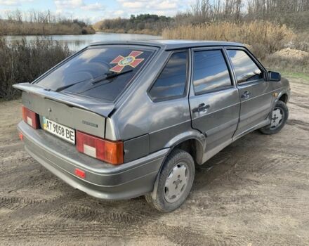 Серый ВАЗ 2114 Самара, объемом двигателя 1.6 л и пробегом 300 тыс. км за 1903 $, фото 3 на Automoto.ua