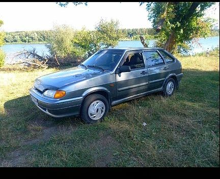 Серый ВАЗ 2114 Самара, объемом двигателя 1.6 л и пробегом 165 тыс. км за 2000 $, фото 2 на Automoto.ua