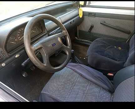 Серый ВАЗ 2114 Самара, объемом двигателя 1.6 л и пробегом 165 тыс. км за 2000 $, фото 4 на Automoto.ua