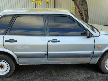 ВАЗ 2114 Самара 2004 у Кременчуге на Automoto.ua Сірий ВАЗ 2114 Самара, об'ємом двигуна 0 л та пробігом 390 тис. км за 1038 $, фото 1 на Automoto.ua