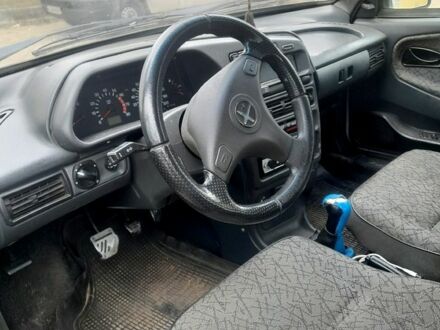 Серый ВАЗ 2114 Самара, объемом двигателя 1.5 л и пробегом 170 тыс. км за 1000 $, фото 1 на Automoto.ua