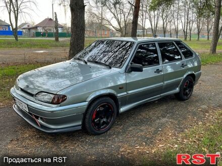 Серый ВАЗ 2114 Самара, объемом двигателя 1.6 л и пробегом 200 тыс. км за 2950 $, фото 1 на Automoto.ua