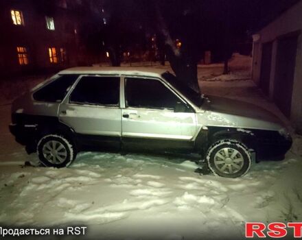 Серый ВАЗ 2114 Самара, объемом двигателя 1.6 л и пробегом 327 тыс. км за 1450 $, фото 1 на Automoto.ua
