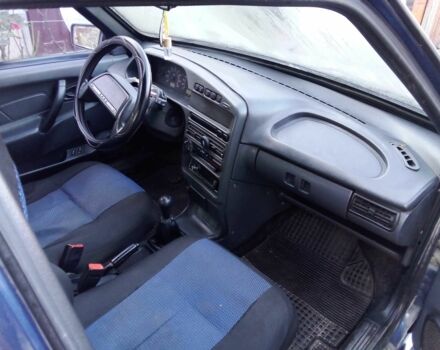 Синій ВАЗ 2114 Самара, об'ємом двигуна 1.5 л та пробігом 237 тис. км за 1400 $, фото 3 на Automoto.ua