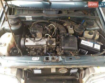 Зеленый ВАЗ 2114 Самара, объемом двигателя 1.6 л и пробегом 300 тыс. км за 850 $, фото 6 на Automoto.ua