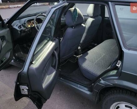 Зелений ВАЗ 2114 Самара, об'ємом двигуна 1.6 л та пробігом 75 тис. км за 2100 $, фото 13 на Automoto.ua