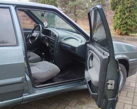 Зелений ВАЗ 2114 Самара, об'ємом двигуна 1.6 л та пробігом 165 тис. км за 1599 $, фото 16 на Automoto.ua