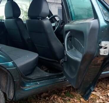 Зеленый ВАЗ 2114 Самара, объемом двигателя 1.6 л и пробегом 145 тыс. км за 2600 $, фото 6 на Automoto.ua