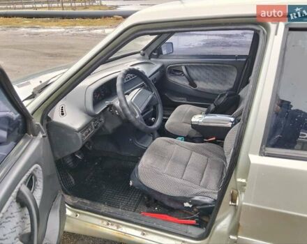 Зеленый ВАЗ 2114 Самара, объемом двигателя 1.5 л и пробегом 259 тыс. км за 1500 $, фото 1 на Automoto.ua