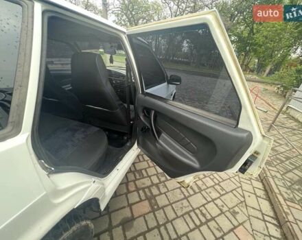 ВАЗ 2115 Самара 2011 в Николаеве на Automoto.ua Белый ВАЗ 2115 Самара, объемом двигателя 1.6 л и пробегом 153 тыс. км за 3000 $, фото 5 на Automoto.ua