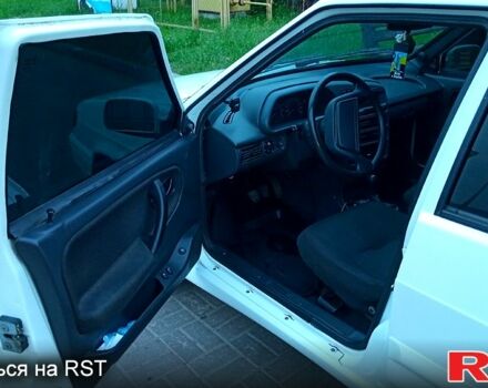 Білий ВАЗ 2115 Самара, об'ємом двигуна 1.6 л та пробігом 212 тис. км за 2650 $, фото 3 на Automoto.ua
