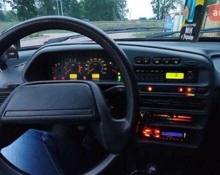 Белый ВАЗ 2115 Самара, объемом двигателя 1.6 л и пробегом 212 тыс. км за 1750 $, фото 7 на Automoto.ua