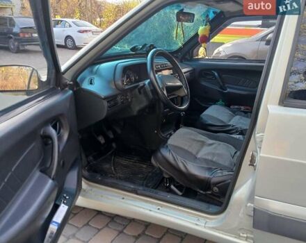 ВАЗ 2115 Самара 2002 в Обухове на Automoto.ua Бежевый ВАЗ 2115 Самара, объемом двигателя 1.5 л и пробегом 208 тыс. км за 1650 $, фото 7 на Automoto.ua