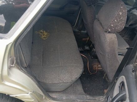 Бежевый ВАЗ 2115 Самара, объемом двигателя 1.6 л и пробегом 567 тыс. км за 600 $, фото 1 на Automoto.ua