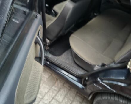 Черный ВАЗ 2115 Самара, объемом двигателя 1.6 л и пробегом 140 тыс. км за 2600 $, фото 6 на Automoto.ua