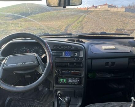 Черный ВАЗ 2115 Самара, объемом двигателя 1.5 л и пробегом 200 тыс. км за 1350 $, фото 4 на Automoto.ua