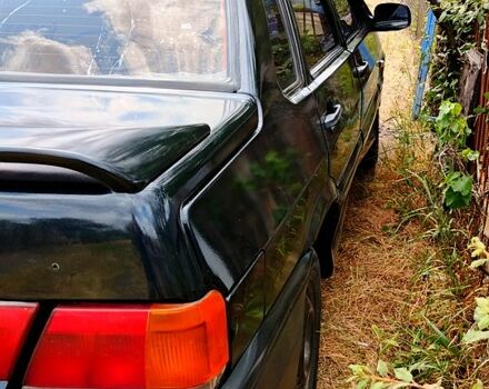 ВАЗ 2115 Самара 2003 в Кривом Роге на Automoto.ua Черный ВАЗ 2115 Самара, объемом двигателя 1.5 л и пробегом 300 тыс. км за 1000 $, фото 3 на Automoto.ua