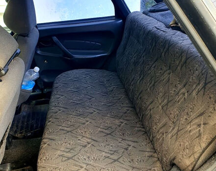 Черный ВАЗ 2115 Самара, объемом двигателя 1.5 л и пробегом 180 тыс. км за 1650 $, фото 5 на Automoto.ua