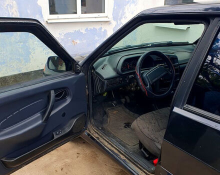 Черный ВАЗ 2115 Самара, объемом двигателя 1.5 л и пробегом 180 тыс. км за 1650 $, фото 6 на Automoto.ua