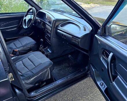 Черный ВАЗ 2115 Самара, объемом двигателя 1.5 л и пробегом 100 тыс. км за 2300 $, фото 5 на Automoto.ua