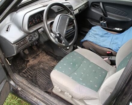 Черный ВАЗ 2115 Самара, объемом двигателя 1.5 л и пробегом 290 тыс. км за 1000 $, фото 1 на Automoto.ua