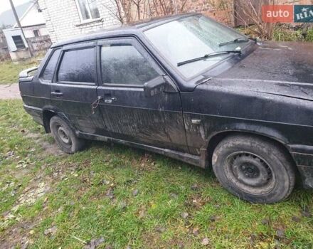 Черный ВАЗ 2115 Самара, объемом двигателя 1.5 л и пробегом 300 тыс. км за 1300 $, фото 3 на Automoto.ua