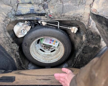 Черный ВАЗ 2115 Самара, объемом двигателя 1.5 л и пробегом 265 тыс. км за 1750 $, фото 7 на Automoto.ua