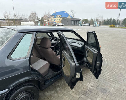 Черный ВАЗ 2115 Самара, объемом двигателя 1.5 л и пробегом 169 тыс. км за 1300 $, фото 16 на Automoto.ua