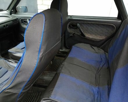 Черный ВАЗ 2115 Самара, объемом двигателя 1.5 л и пробегом 156 тыс. км за 3000 $, фото 5 на Automoto.ua