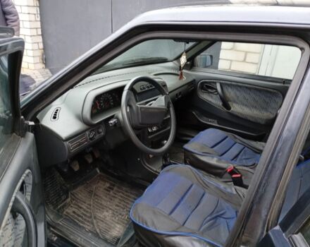 Черный ВАЗ 2115 Самара, объемом двигателя 1.5 л и пробегом 156 тыс. км за 3000 $, фото 3 на Automoto.ua