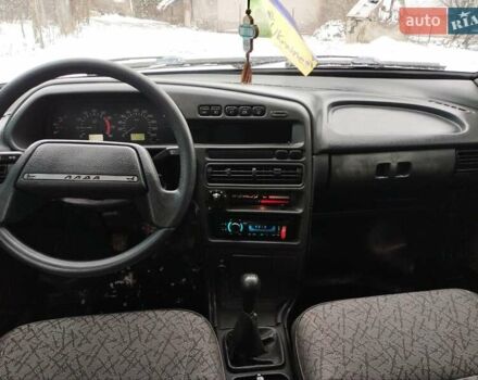 Чорний ВАЗ 2115 Самара, об'ємом двигуна 1.5 л та пробігом 130 тис. км за 1750 $, фото 8 на Automoto.ua