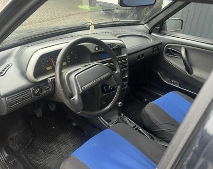 Черный ВАЗ 2115 Самара, объемом двигателя 1.6 л и пробегом 150 тыс. км за 1900 $, фото 7 на Automoto.ua