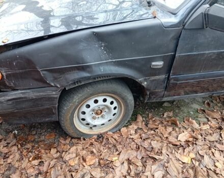 Черный ВАЗ 2115 Самара, объемом двигателя 0 л и пробегом 150 тыс. км за 800 $, фото 6 на Automoto.ua