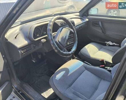 Черный ВАЗ 2115 Самара, объемом двигателя 1.6 л и пробегом 290 тыс. км за 1400 $, фото 6 на Automoto.ua