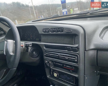 Черный ВАЗ 2115 Самара, объемом двигателя 1.6 л и пробегом 128 тыс. км за 2350 $, фото 22 на Automoto.ua