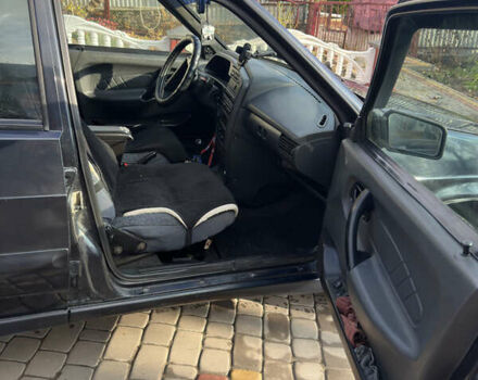 Чорний ВАЗ 2115 Самара, об'ємом двигуна 1.6 л та пробігом 278 тис. км за 2500 $, фото 8 на Automoto.ua