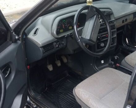 Черный ВАЗ 2115 Самара, объемом двигателя 1.6 л и пробегом 230 тыс. км за 1350 $, фото 3 на Automoto.ua