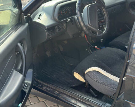 Чорний ВАЗ 2115 Самара, об'ємом двигуна 1.6 л та пробігом 278 тис. км за 2500 $, фото 6 на Automoto.ua