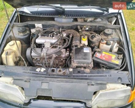 Черный ВАЗ 2115 Самара, объемом двигателя 1.6 л и пробегом 156 тыс. км за 2000 $, фото 6 на Automoto.ua