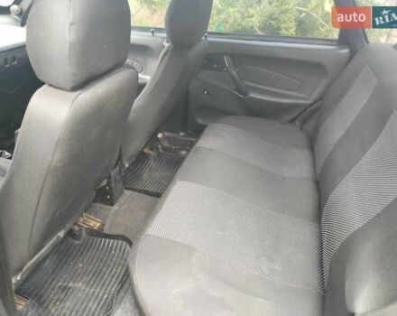 Черный ВАЗ 2115 Самара, объемом двигателя 1.6 л и пробегом 156 тыс. км за 2000 $, фото 2 на Automoto.ua