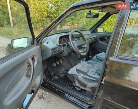 Черный ВАЗ 2115 Самара, объемом двигателя 1.6 л и пробегом 65 тыс. км за 2300 $, фото 5 на Automoto.ua
