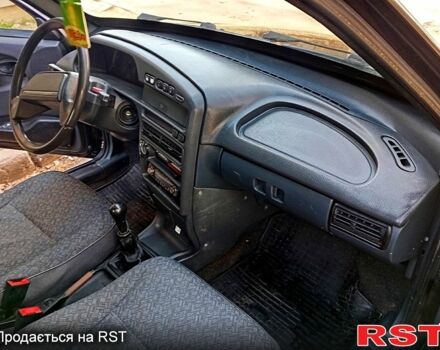 Черный ВАЗ 2115 Самара, объемом двигателя 1.6 л и пробегом 390 тыс. км за 2399 $, фото 8 на Automoto.ua