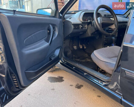 Чорний ВАЗ 2115 Самара, об'ємом двигуна 1.6 л та пробігом 83 тис. км за 2100 $, фото 13 на Automoto.ua