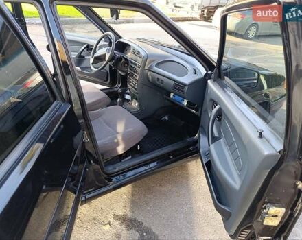 Чорний ВАЗ 2115 Самара, об'ємом двигуна 1.6 л та пробігом 94 тис. км за 3750 $, фото 18 на Automoto.ua
