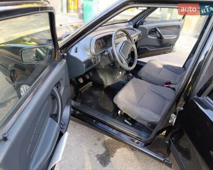 Чорний ВАЗ 2115 Самара, об'ємом двигуна 1.6 л та пробігом 94 тис. км за 3750 $, фото 12 на Automoto.ua