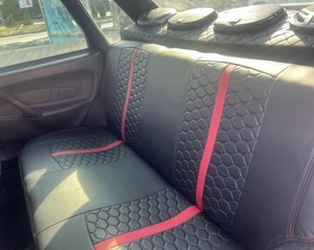 Черный ВАЗ 2115 Самара, объемом двигателя 1.6 л и пробегом 350 тыс. км за 2000 $, фото 9 на Automoto.ua