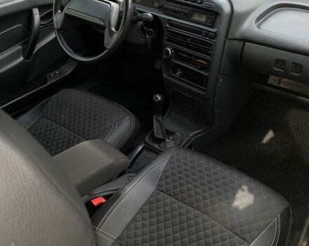 Черный ВАЗ 2115 Самара, объемом двигателя 1.6 л и пробегом 52 тыс. км за 3000 $, фото 11 на Automoto.ua