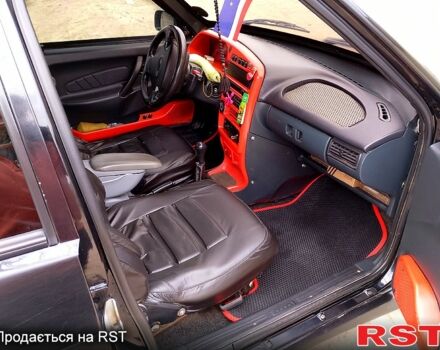 Черный ВАЗ 2115 Самара, объемом двигателя 1.6 л и пробегом 180 тыс. км за 1700 $, фото 11 на Automoto.ua