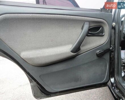 Черный ВАЗ 2115 Самара, объемом двигателя 1.6 л и пробегом 112 тыс. км за 3299 $, фото 17 на Automoto.ua