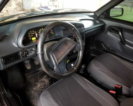 Черный ВАЗ 2115 Самара, объемом двигателя 1.6 л и пробегом 170 тыс. км за 2550 $, фото 9 на Automoto.ua